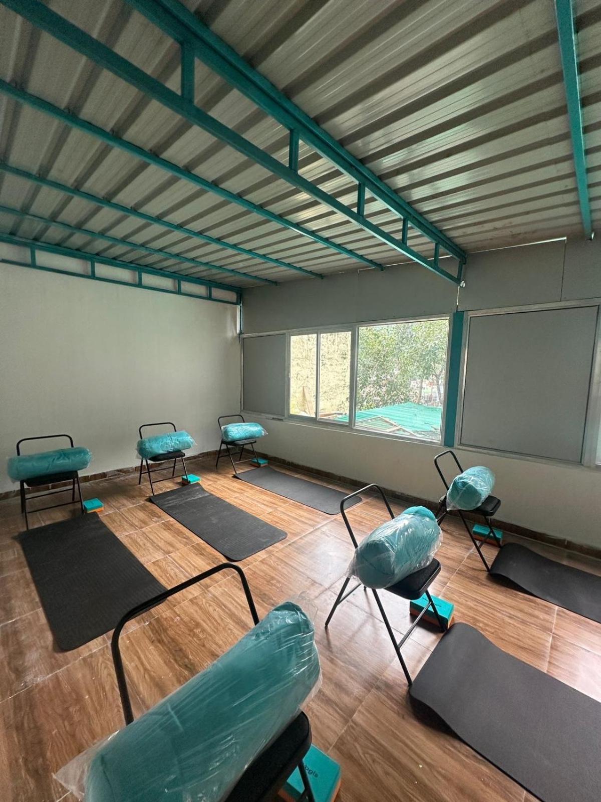 Отель Yes Retreat Ришикеш Экстерьер фото