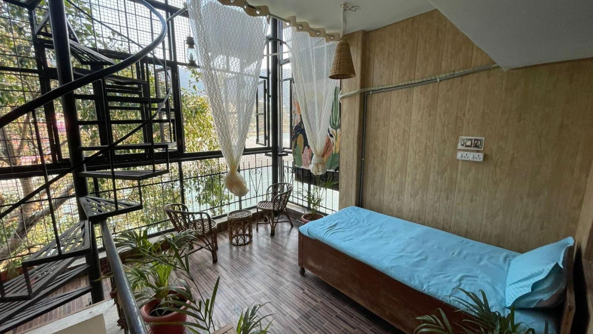 Отель Yes Retreat Ришикеш Экстерьер фото